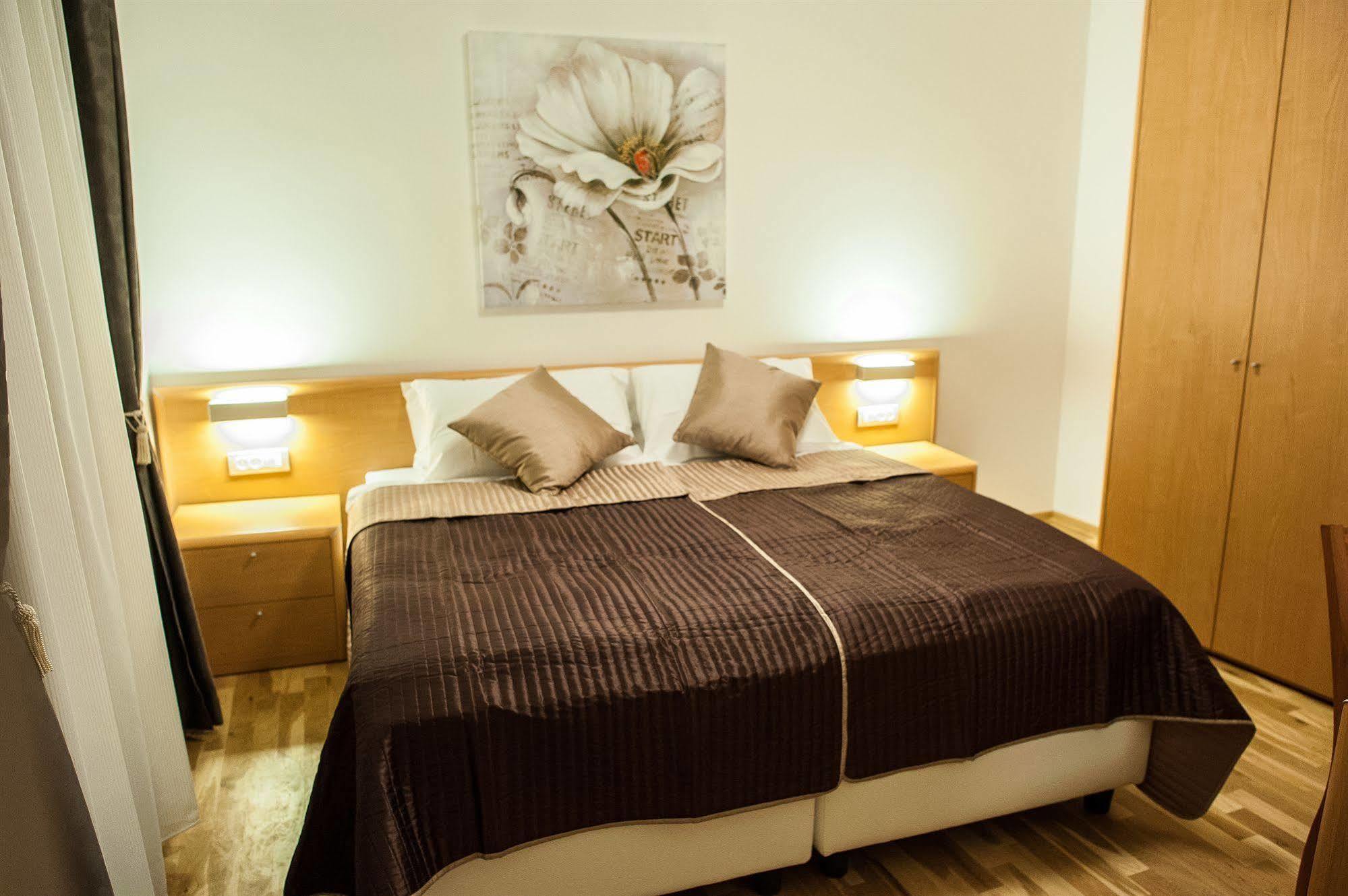 Salvator Superior Apartments Praga Zewnętrze zdjęcie