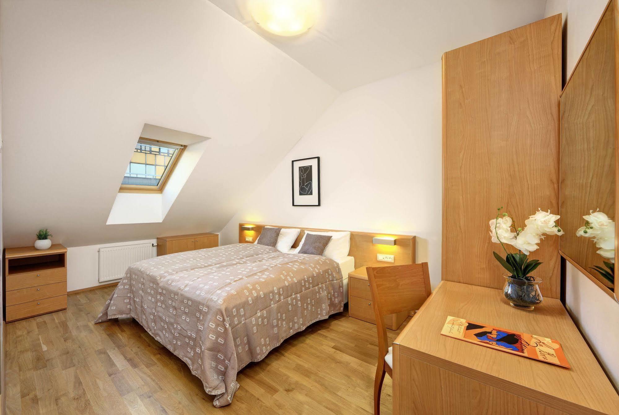 Salvator Superior Apartments Praga Zewnętrze zdjęcie