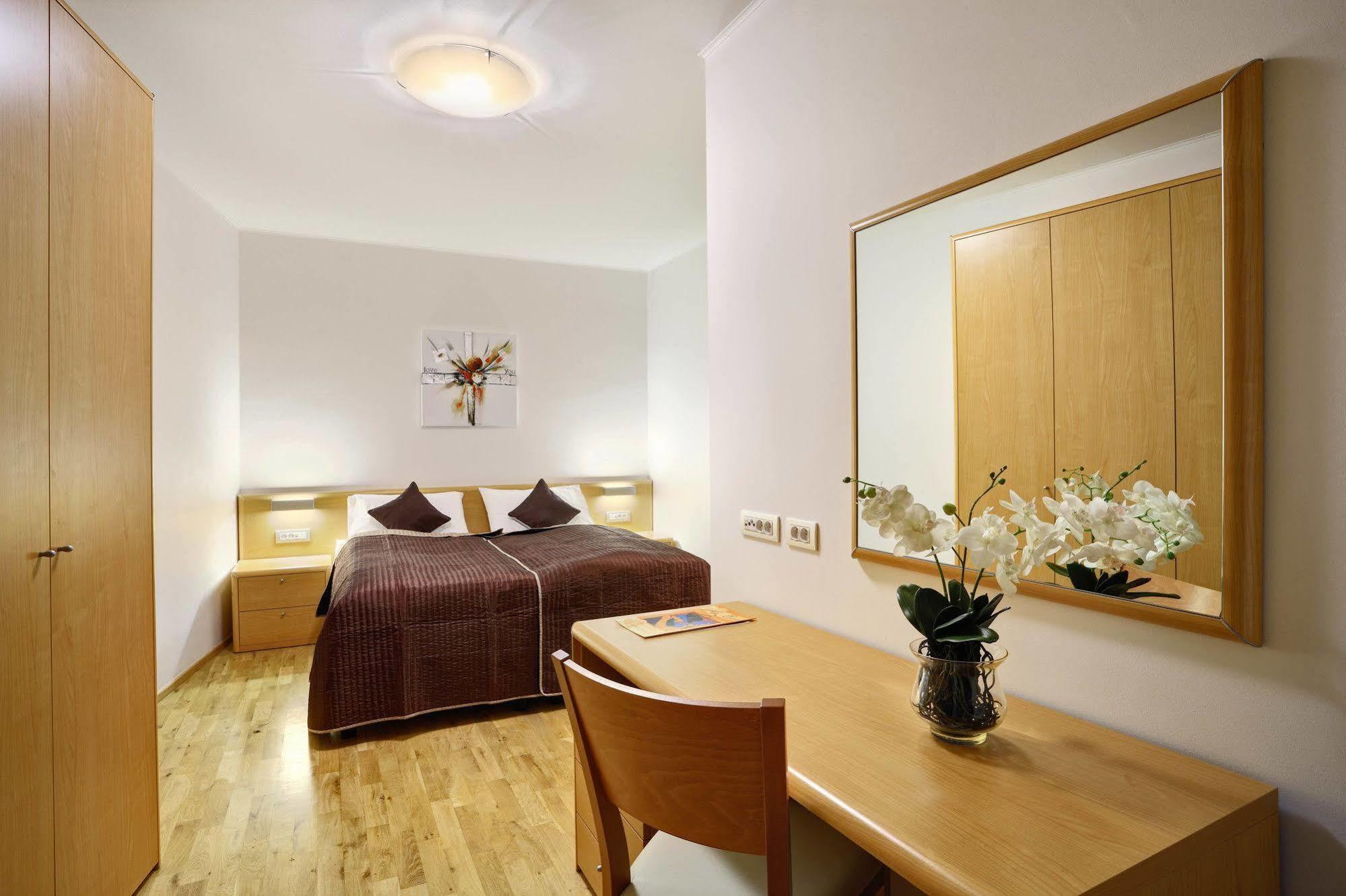 Salvator Superior Apartments Praga Zewnętrze zdjęcie